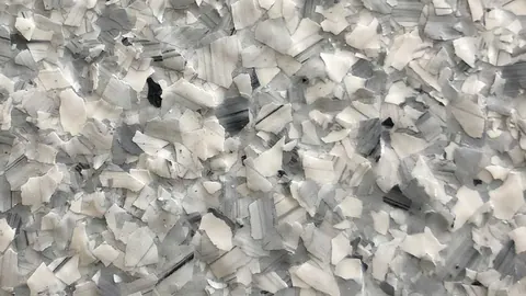 Avila epoxy flake blend, 1/4 inch chip