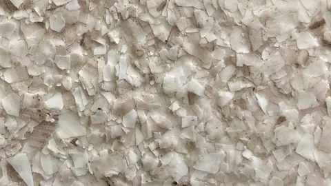Badlands epoxy flake blend, 1/4 inch chip