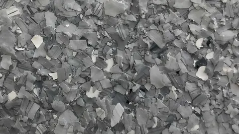 Graviota epoxy flake blend, 1/4 inch chip